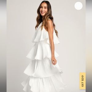 Lulus Tiered and Far maxi dress! New with tags!